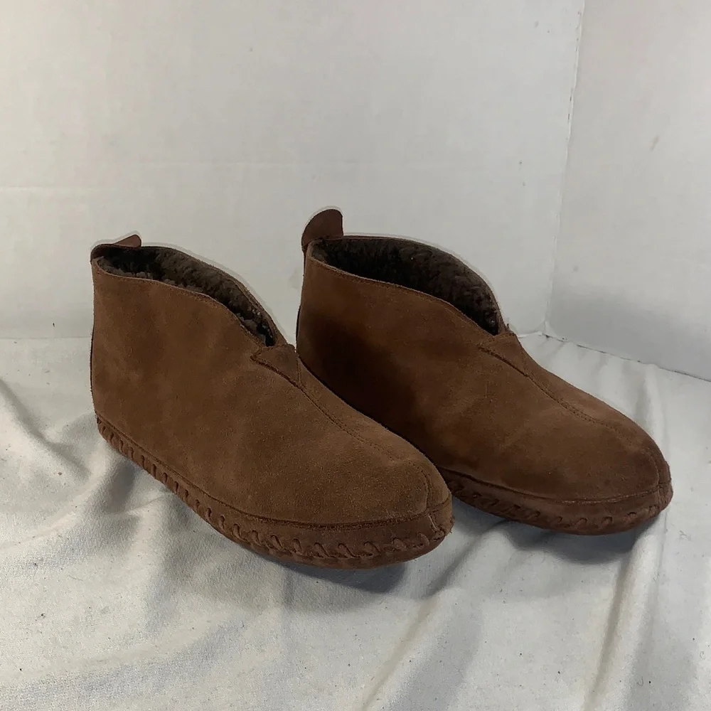L.L. Bean Men's Brown Suede ‘Wicked Good’ Slipper